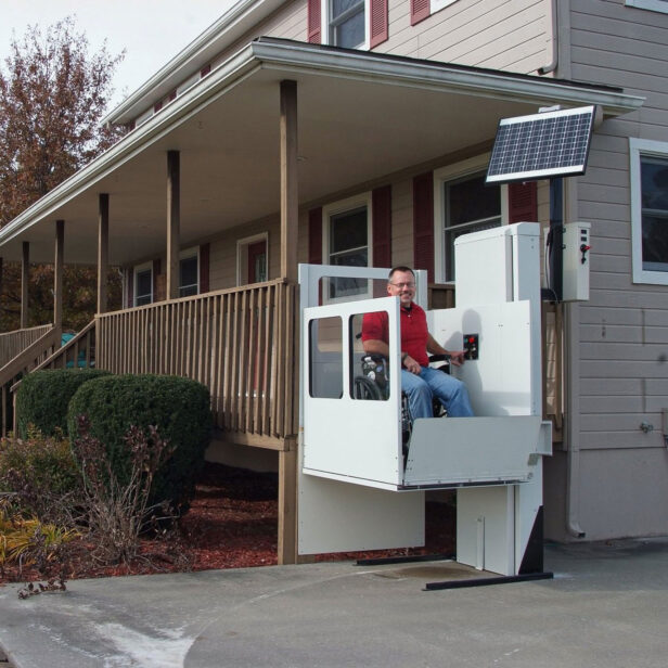 SHC Vertical Platform Lift